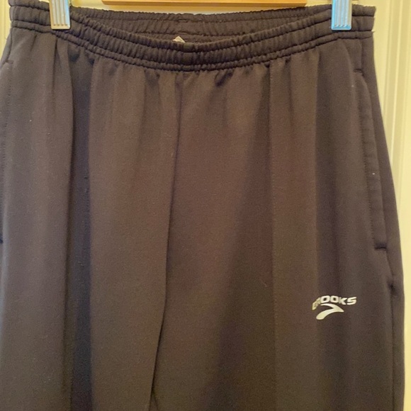 Brooks Equilibrium Zip Pant - Picture 3 of 3